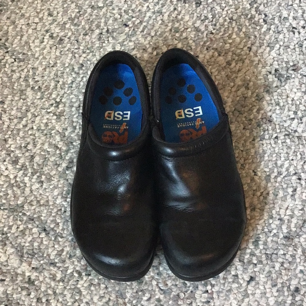 🚨 MOVING SALE🚨 Timberland Pro Anti-fatigue Shoes